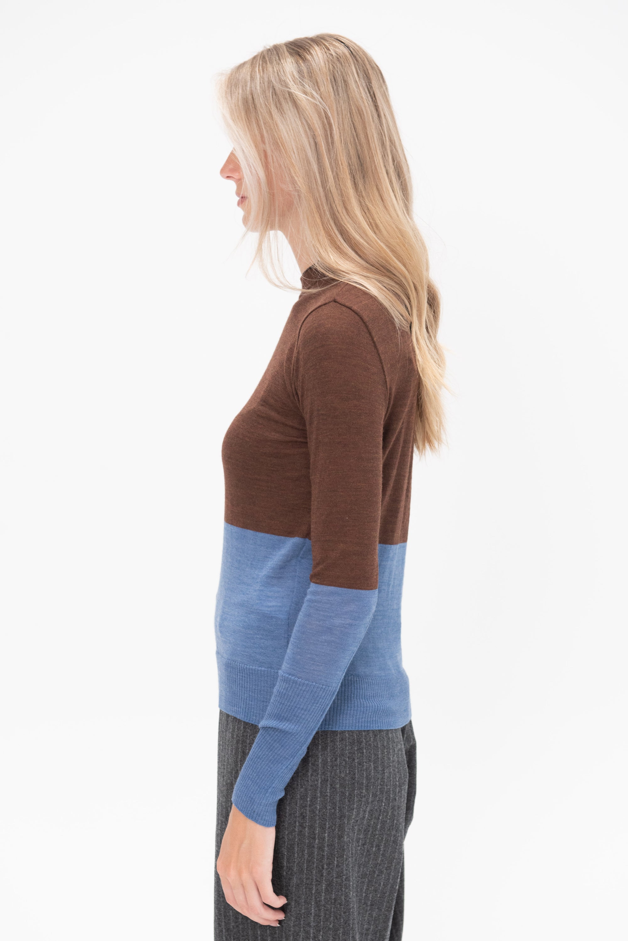 AKIRANAKA - Berta Colorblock Knit Sweater, Brown &amp; Blue