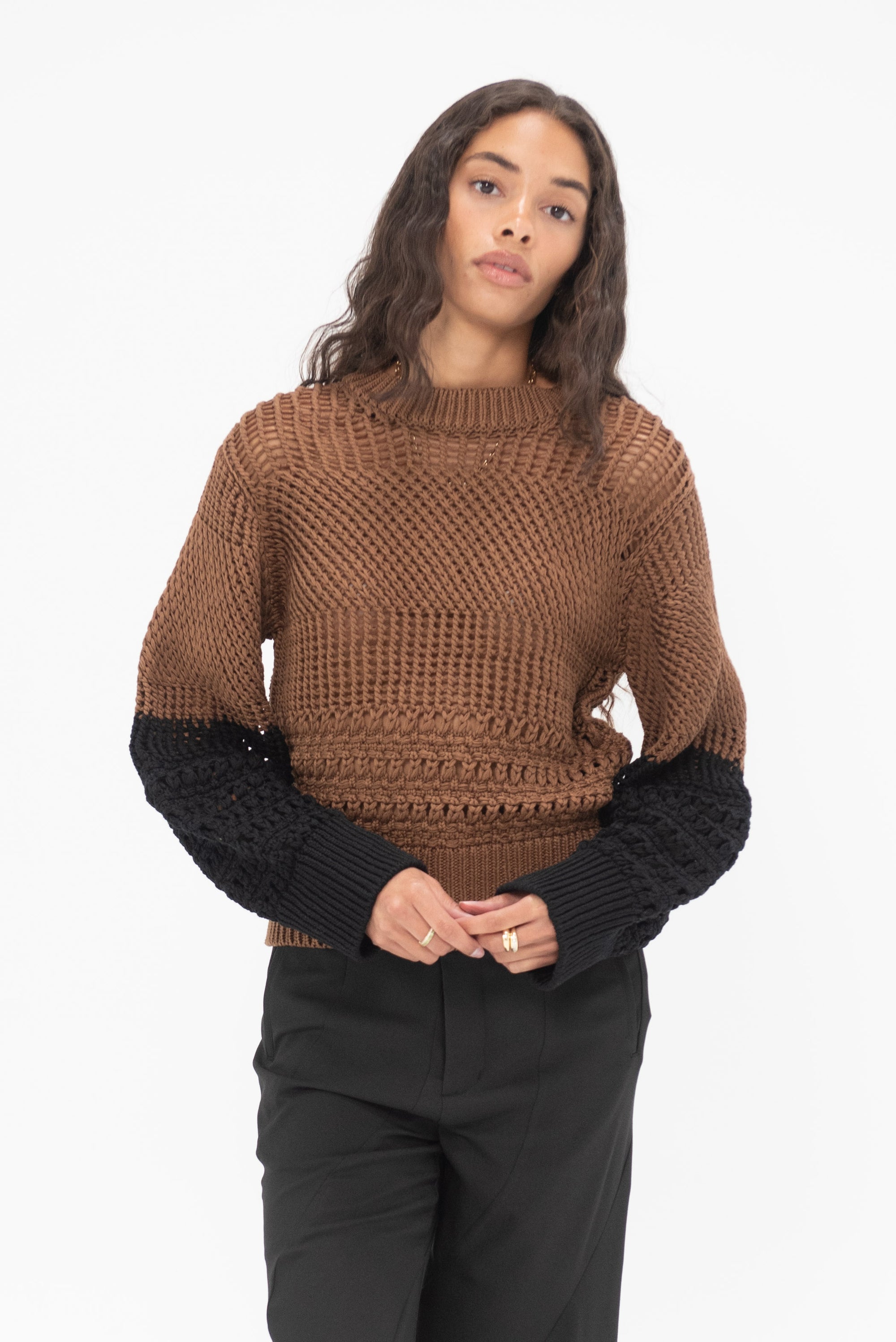 AKIRANAKA - Celia Knit, Black &amp; Brown