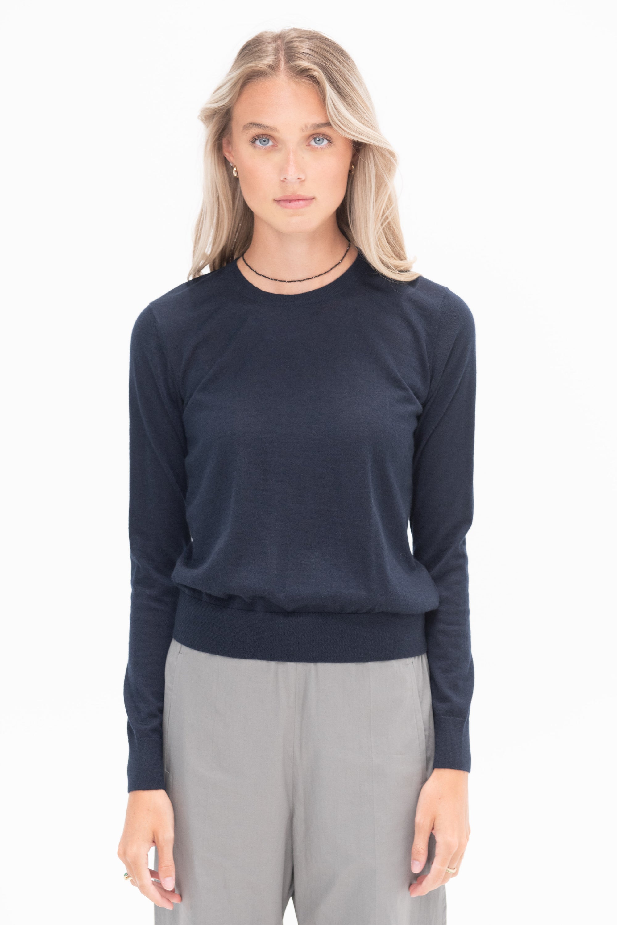 ALLUDE - Round Neck Sweater, Deep Night