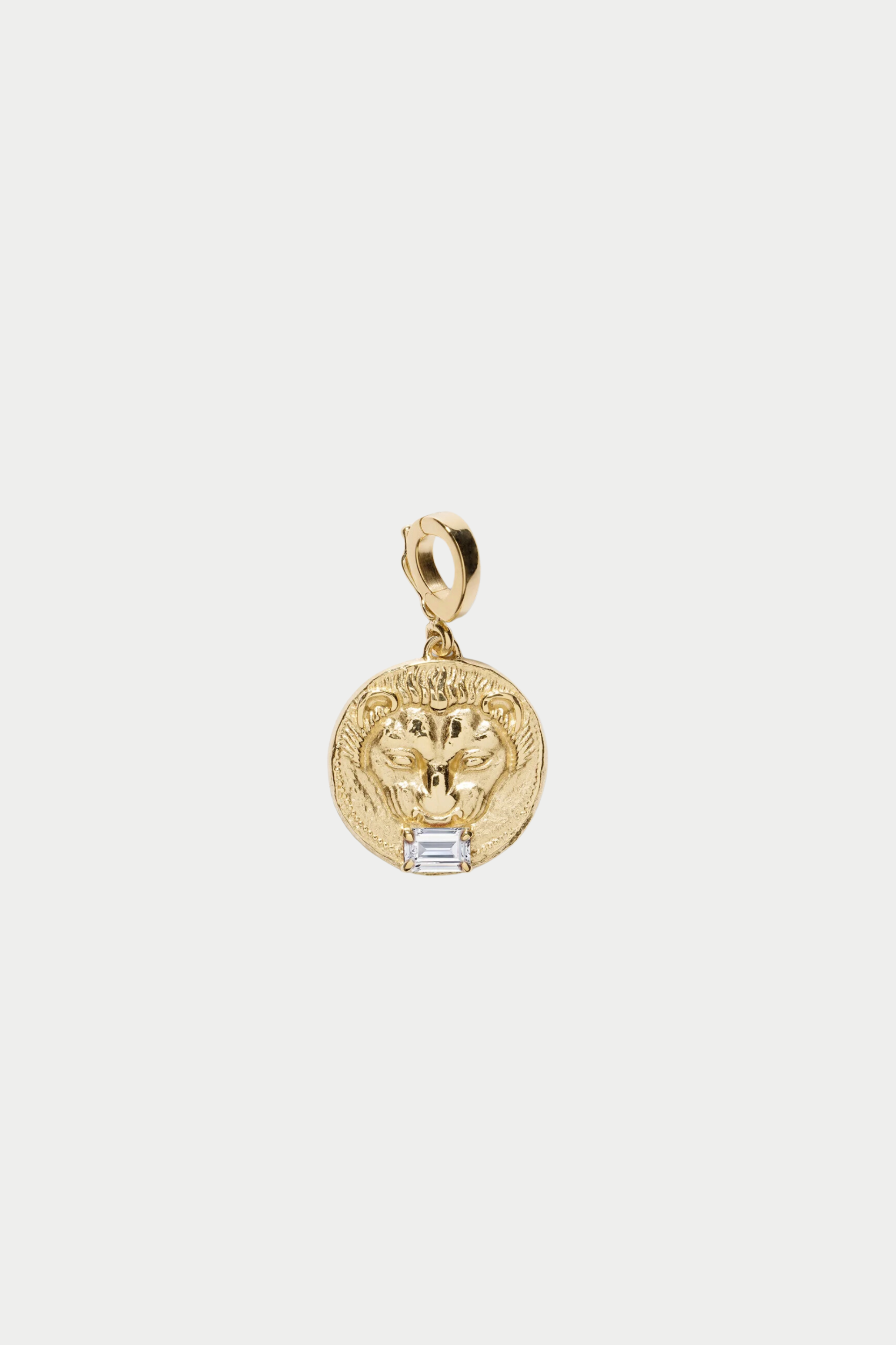 AZLEE - Lion Diamond Small Coin, Yellow Gold