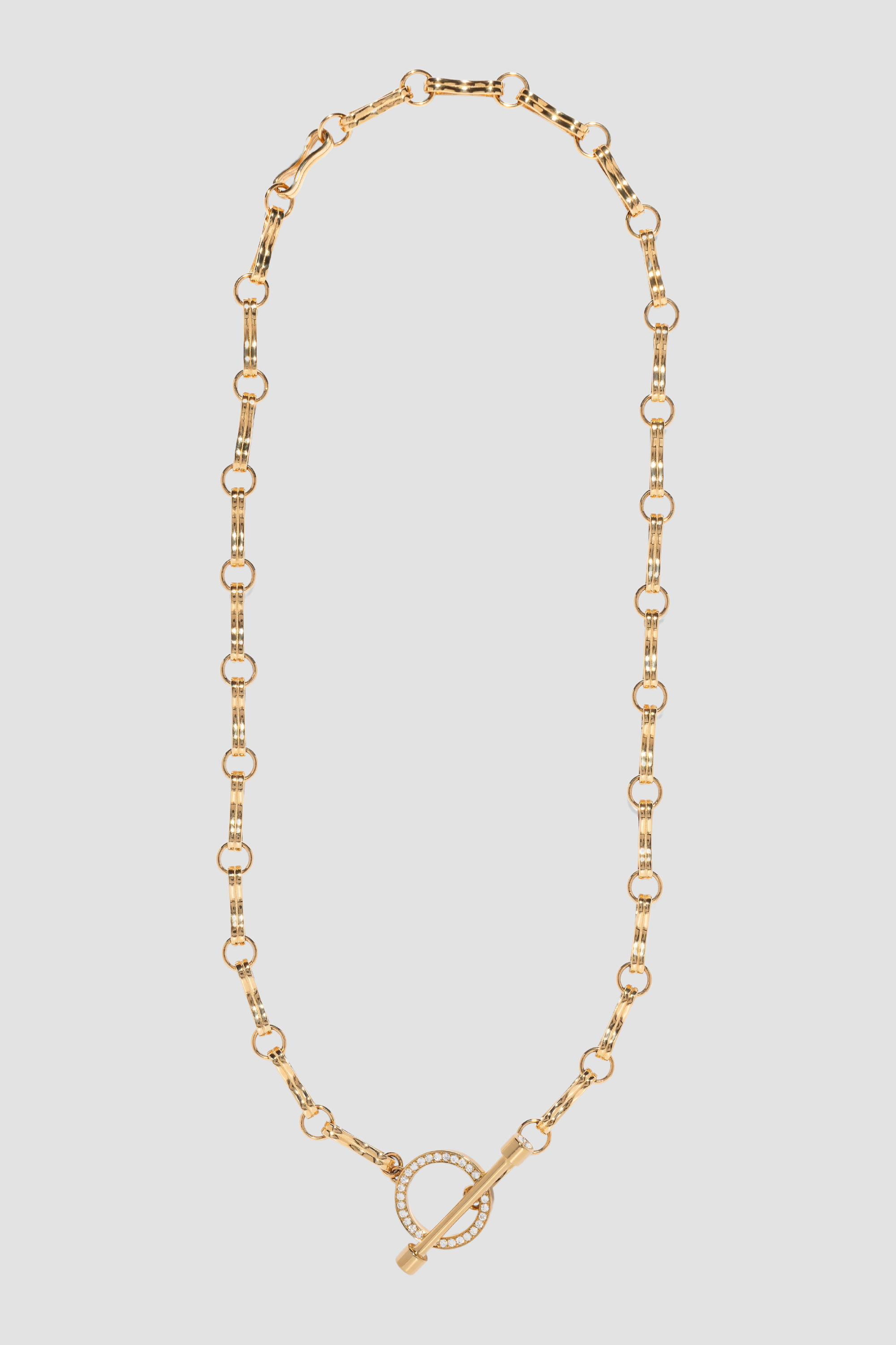 AZLEE - Large Motif Double Link Pave Toggle Chain, Yellow Gold