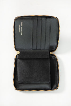 Embossed Zipped Wallet Black