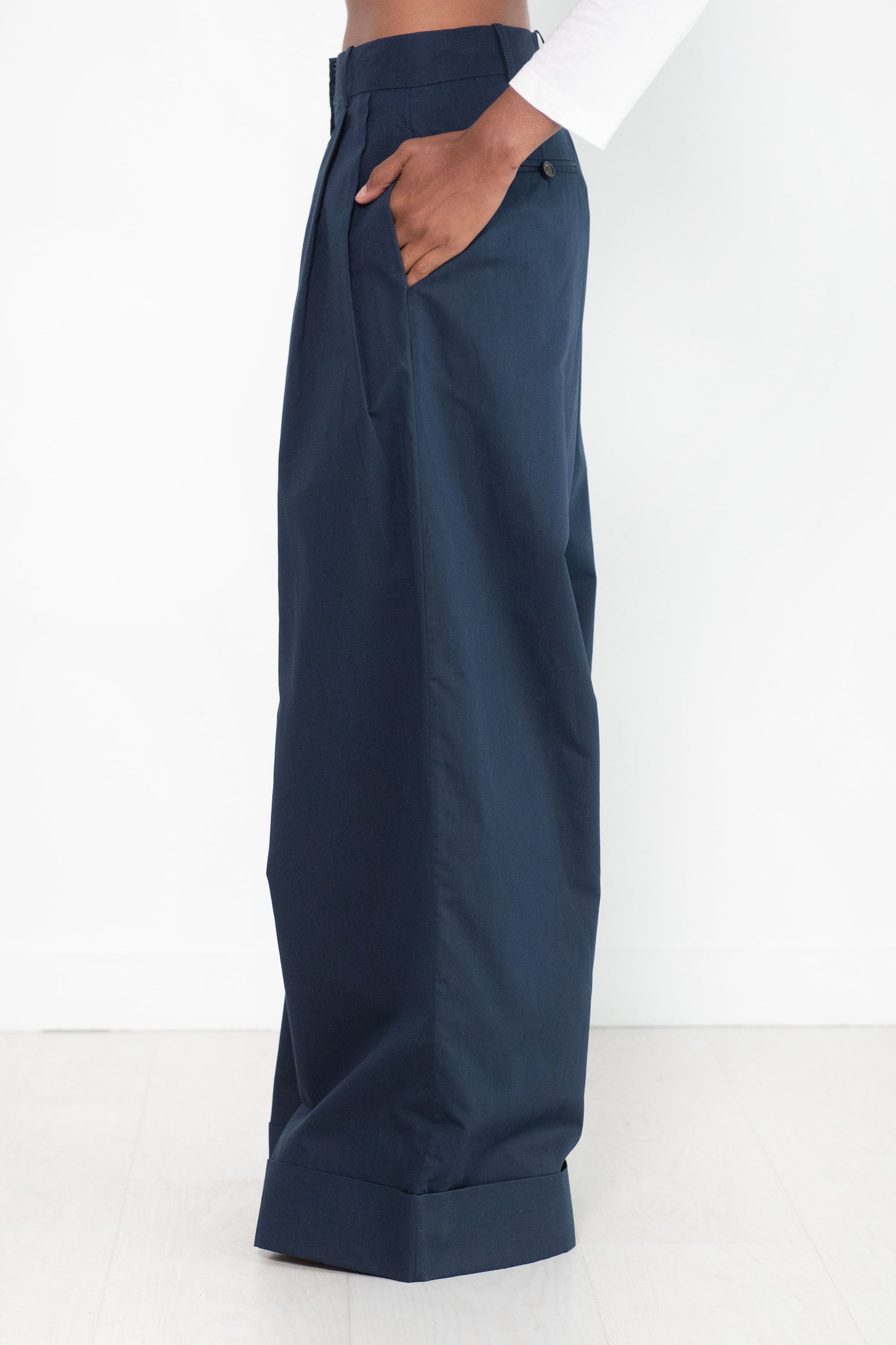 WIDE LEG CUFFED HEM TROUSER, NAVY