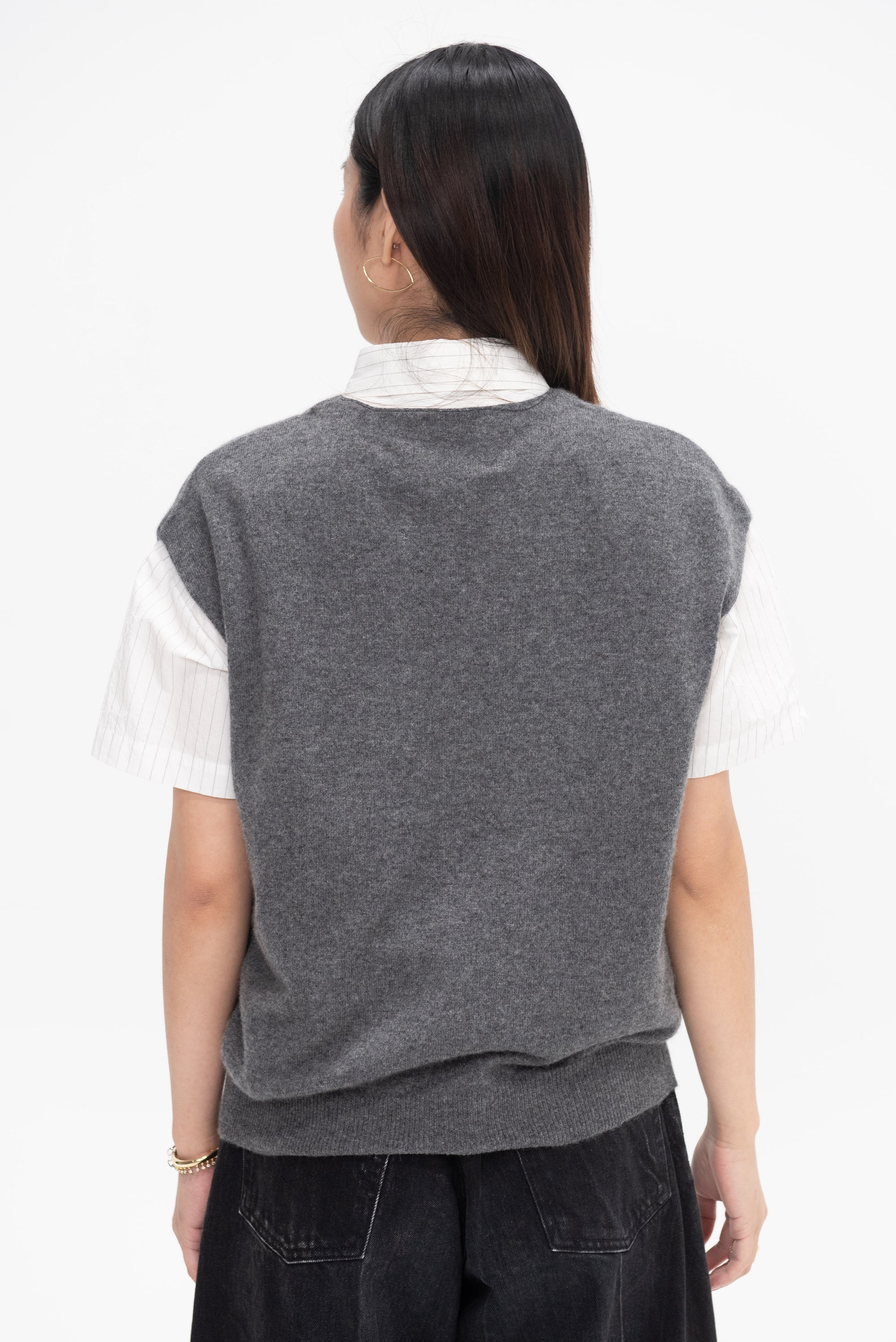 DEMYLEE - Bolt Cashmere Vest, Dark Heather Grey