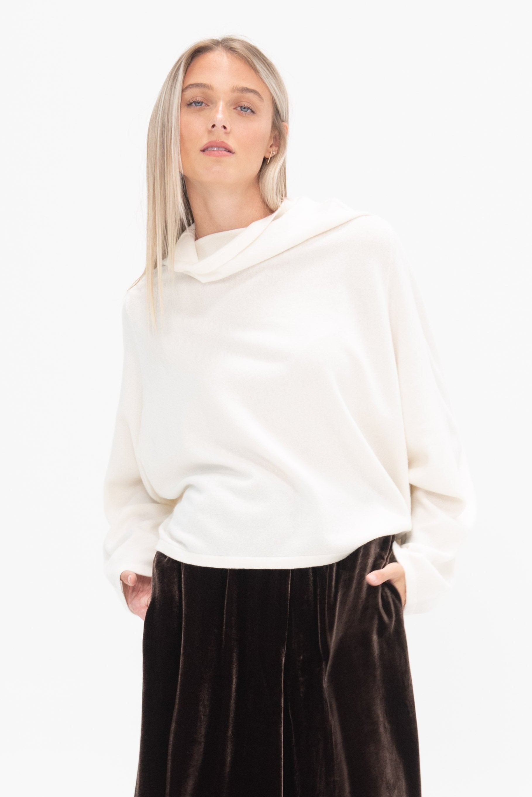 DUSAN - Batwing Oversized Turtleneck, White