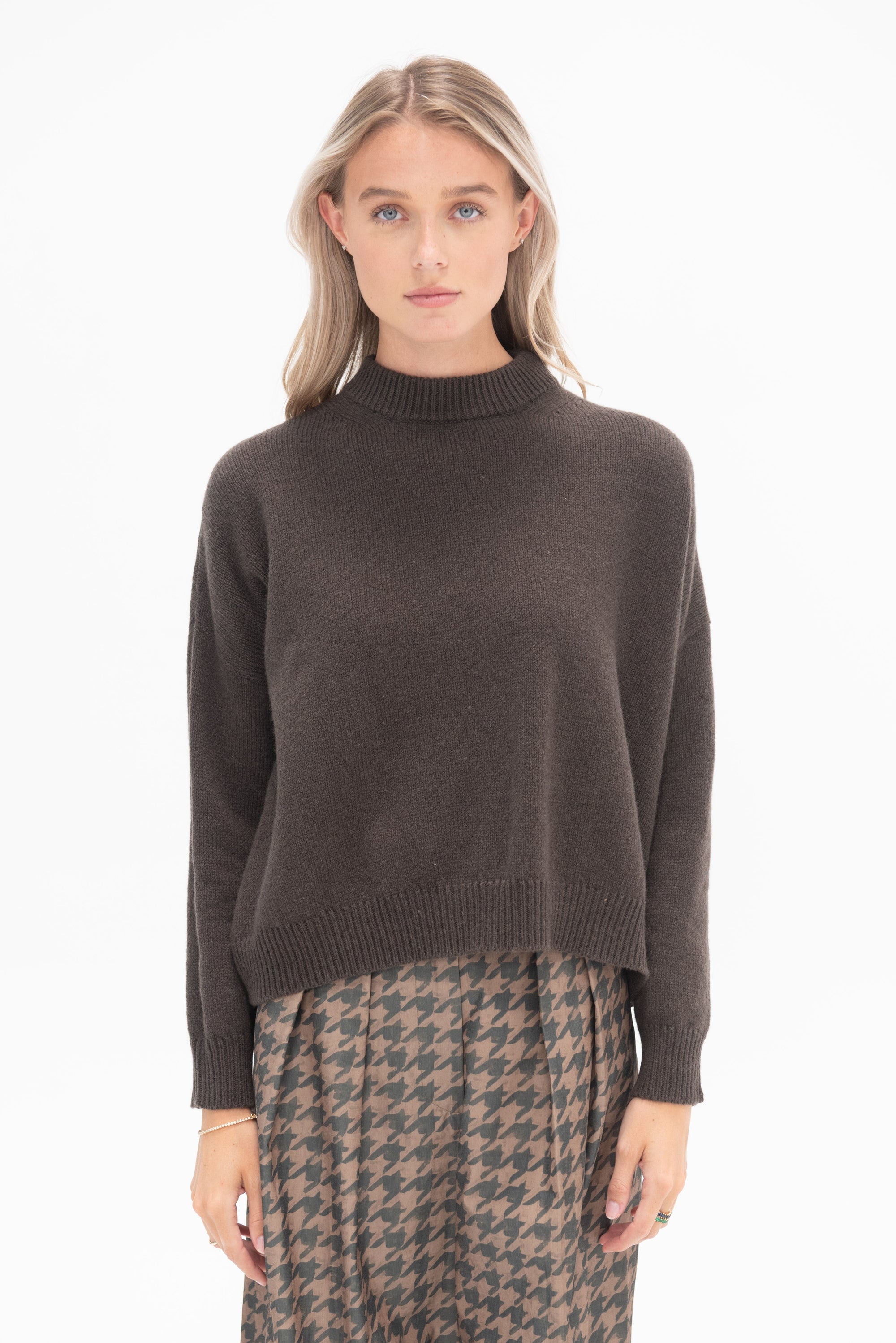 HACHE - Cameron Sweater, Military Brown