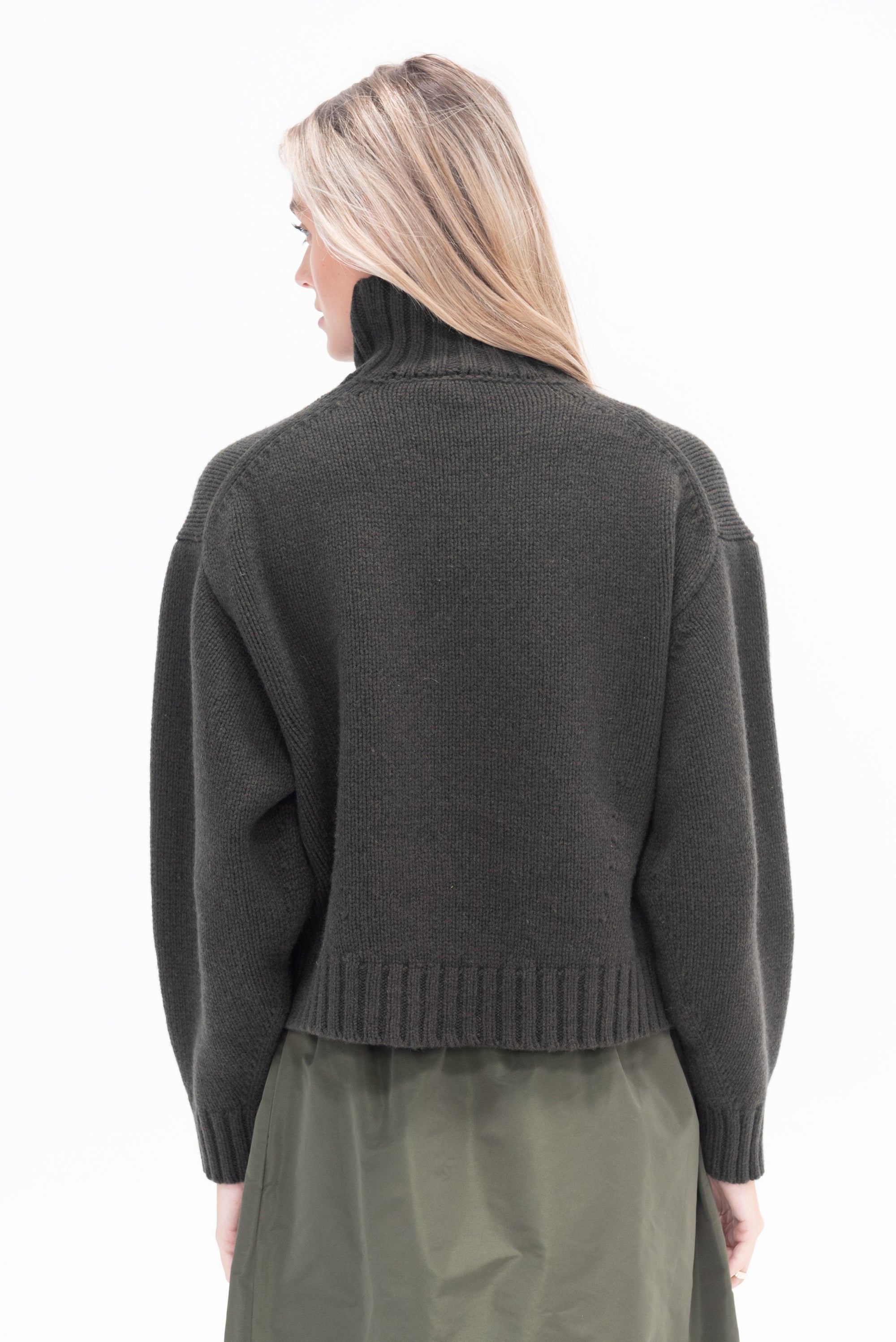 HACHE - Gotland Sweater, Dark Green