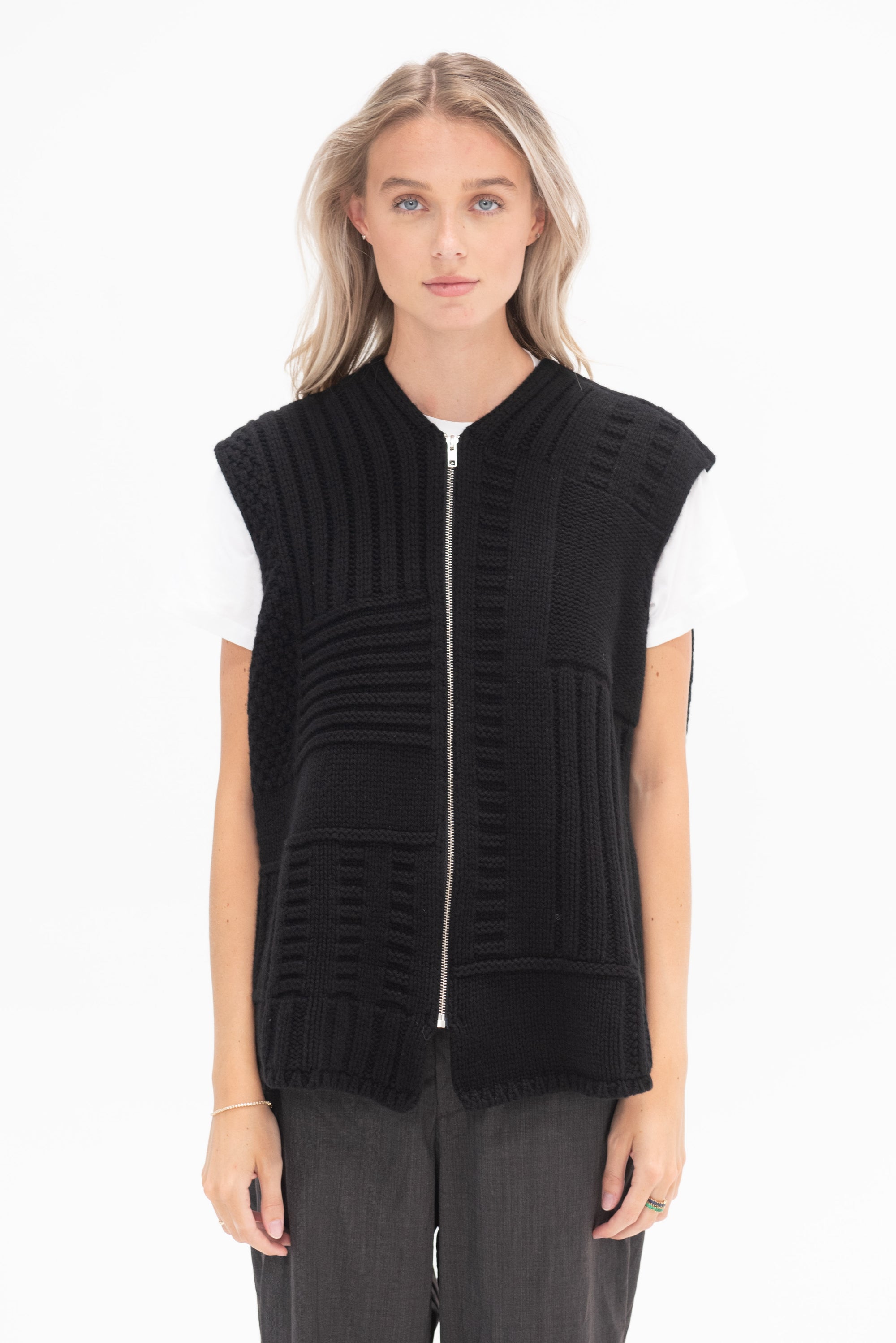 HACHE - Mogol Vest, Black