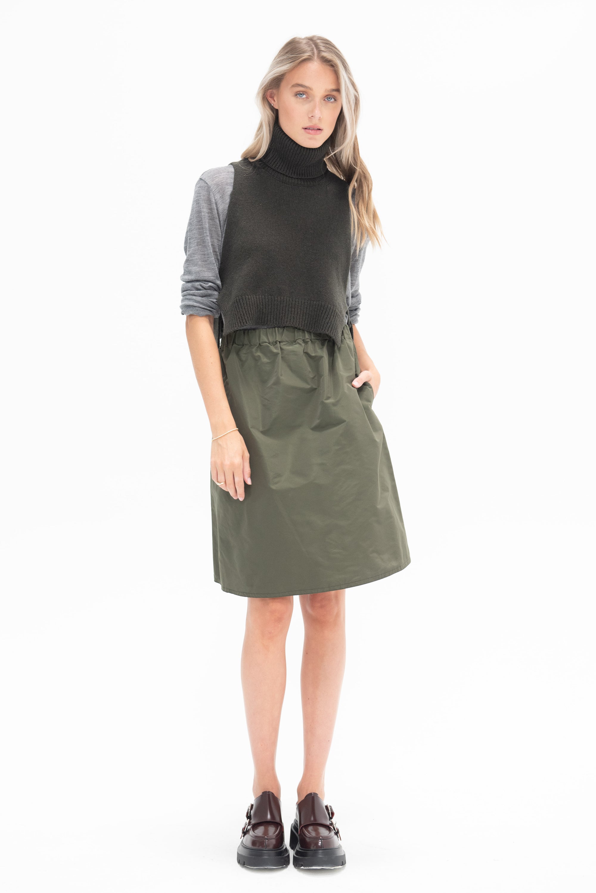 HACHE - Wade Top, Dark Green