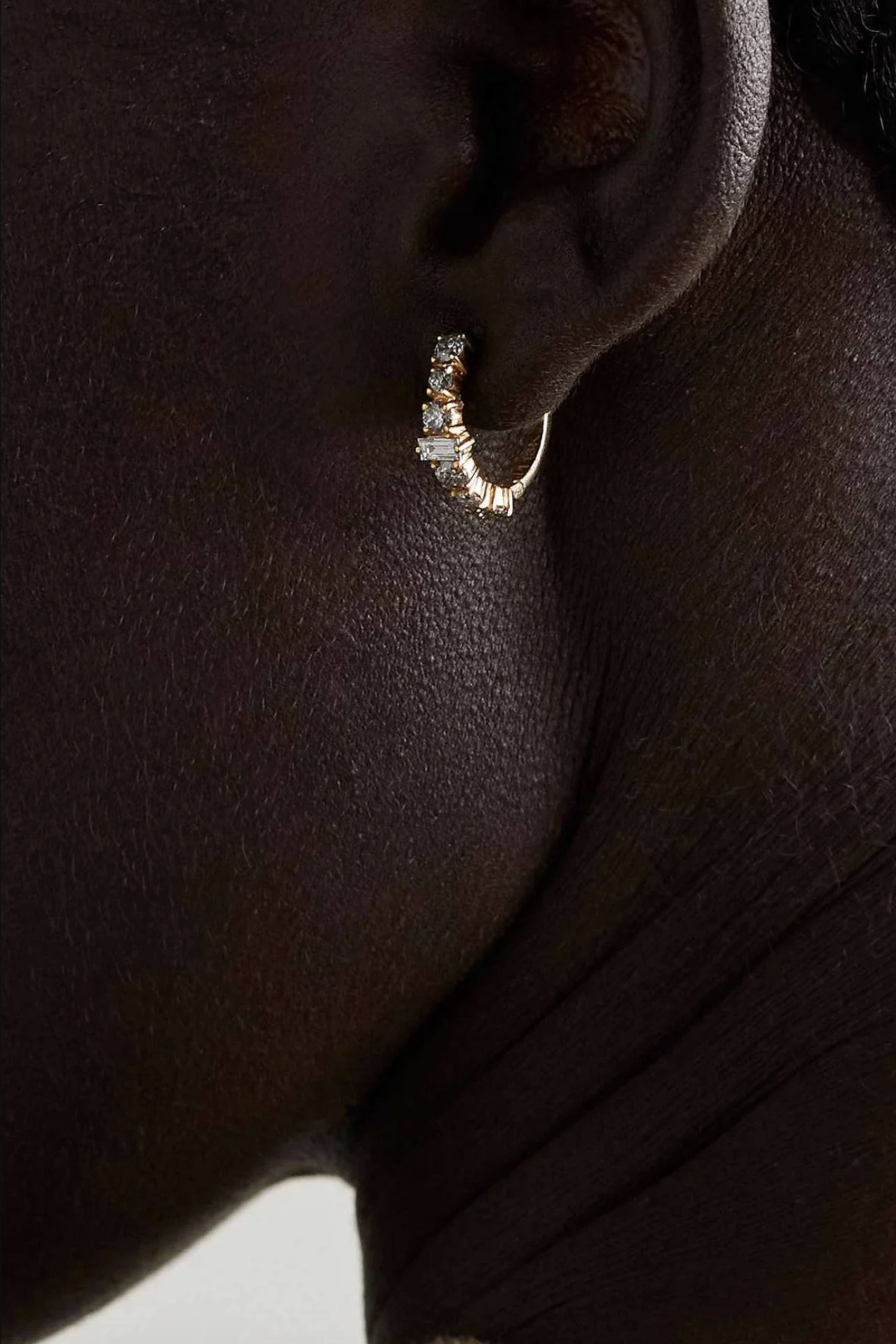 ILEANA MAKRI - Round Rivulet Hoops, Light Champagne Diamonds