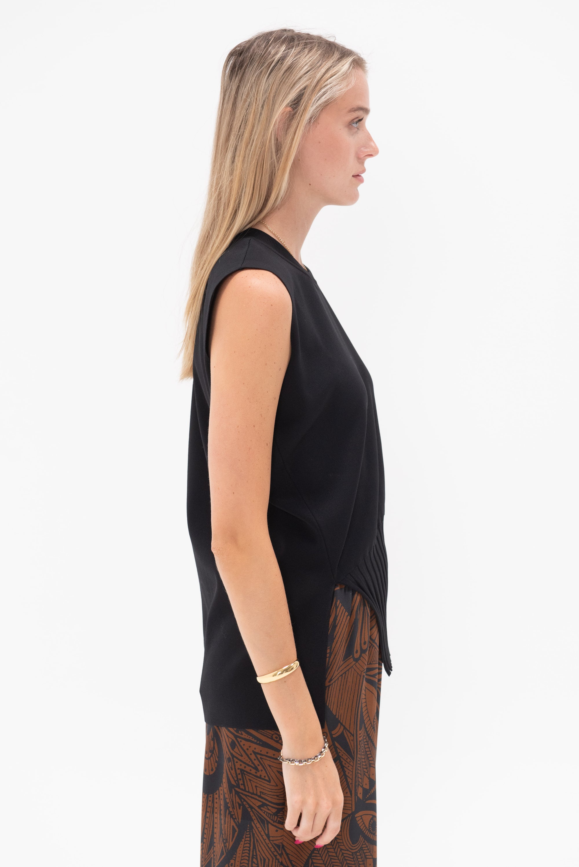 Issey Miyake - Lithe Knit Top, Black