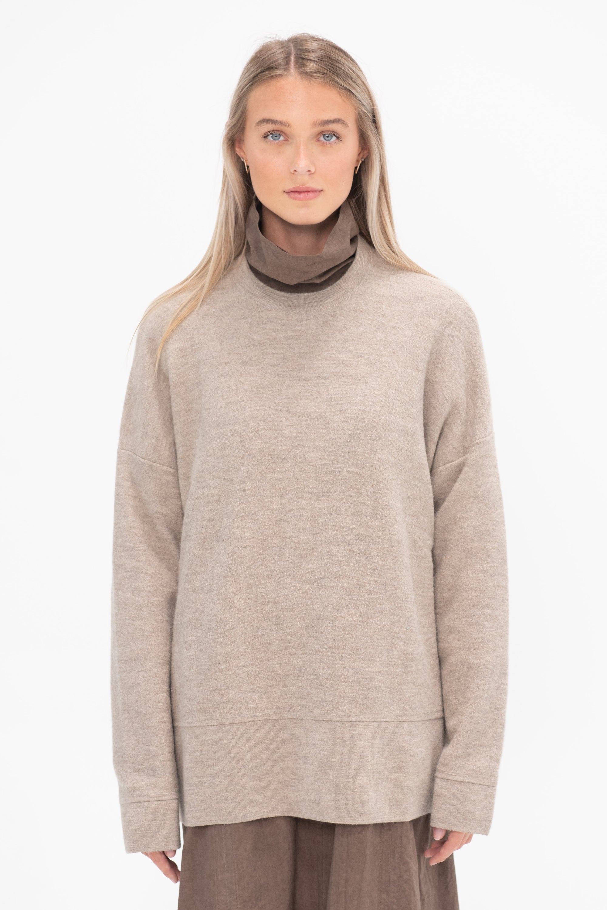 LAUREN MANOOGIAN - Oversized Crewneck, Dust