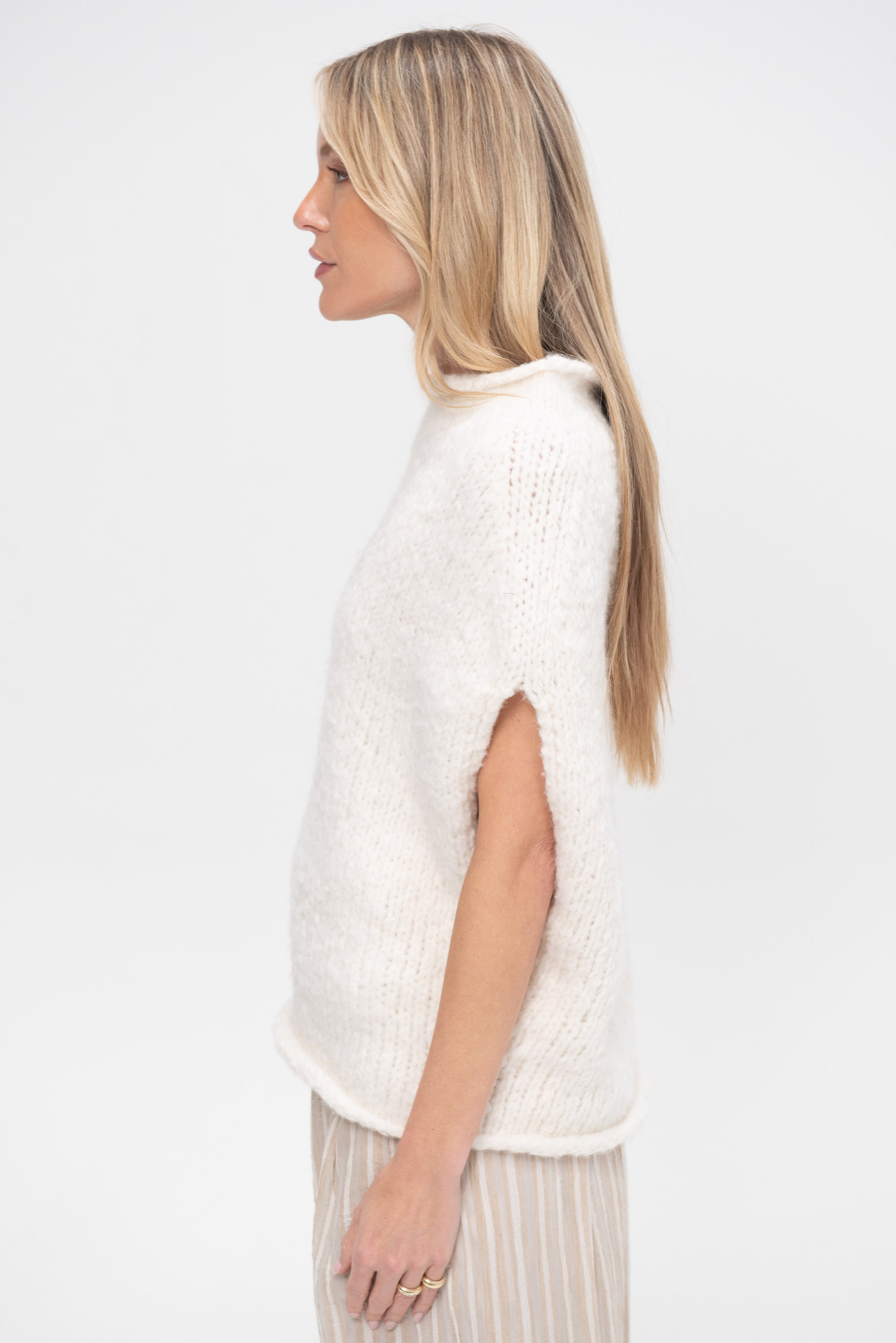 Handknit Shoulder Shell, White