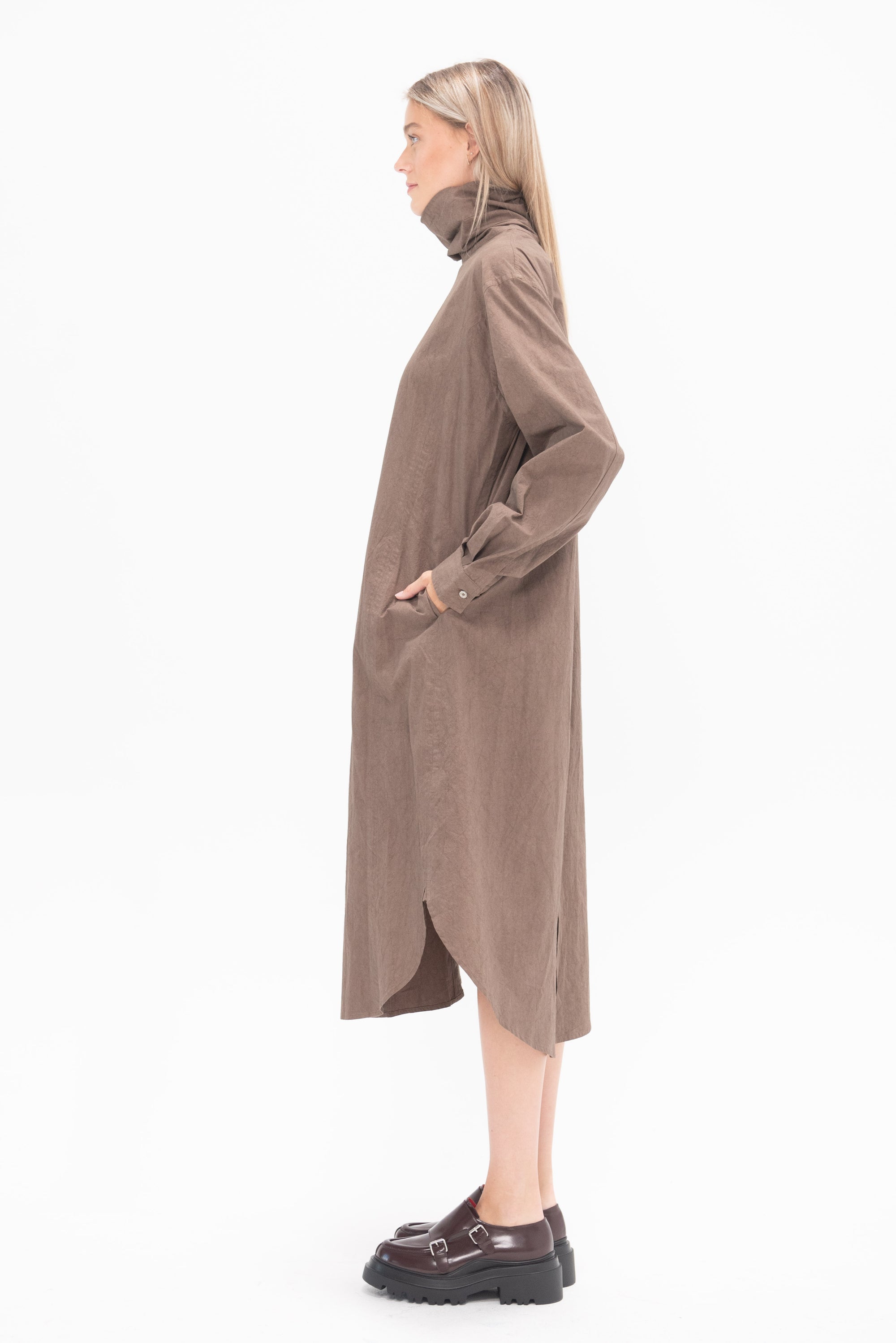 LAUREN MANOOGIAN - Soft Collar Shirt Dress, Cocoa