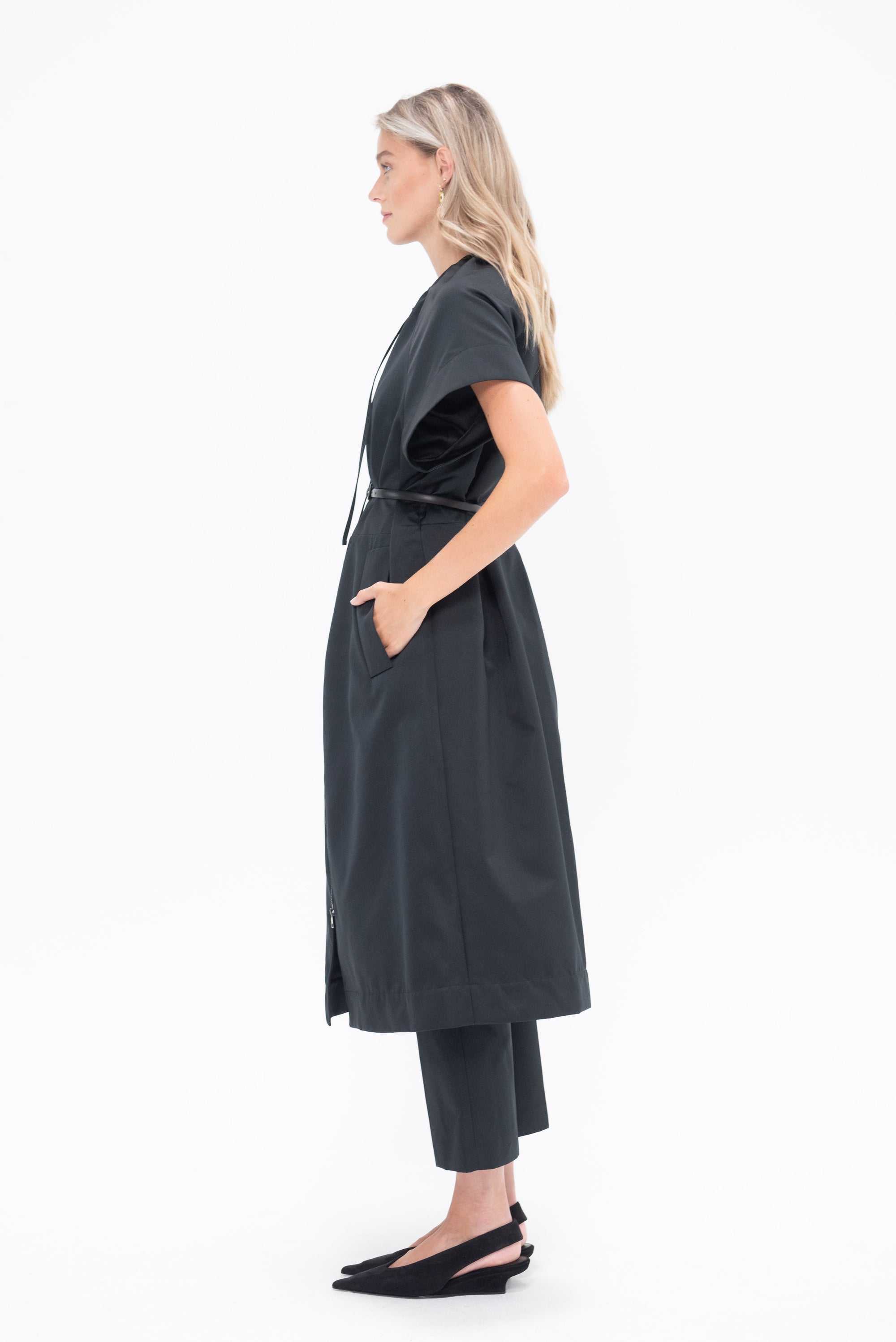 MANTÙ - Coat, Black