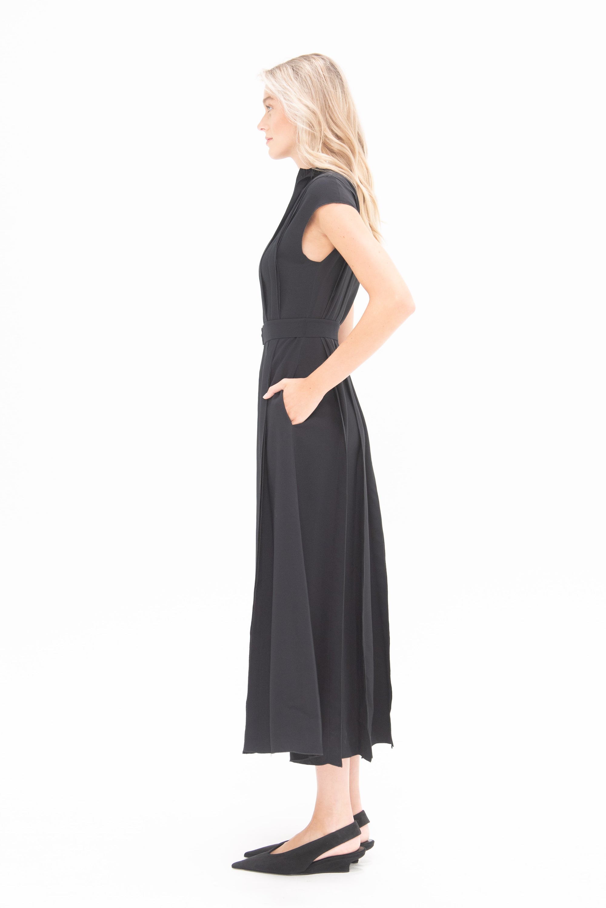 MANTÙ - Dress, Black