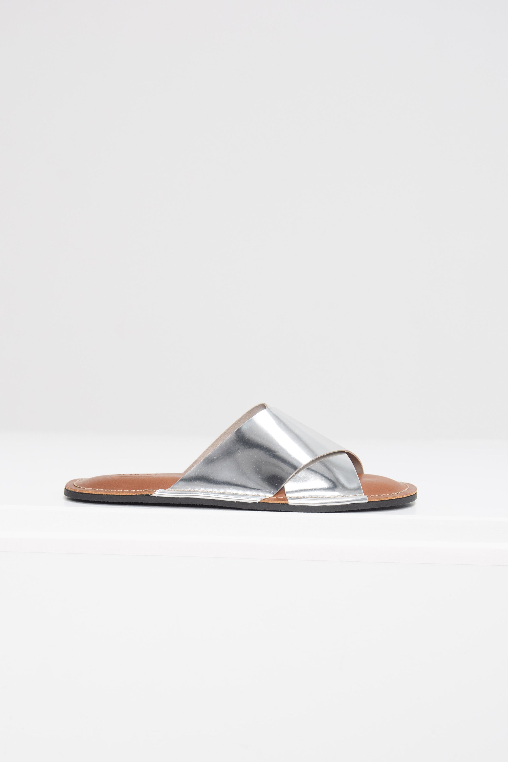 PLAN C - Cross Strap Leather Sandals, Silver