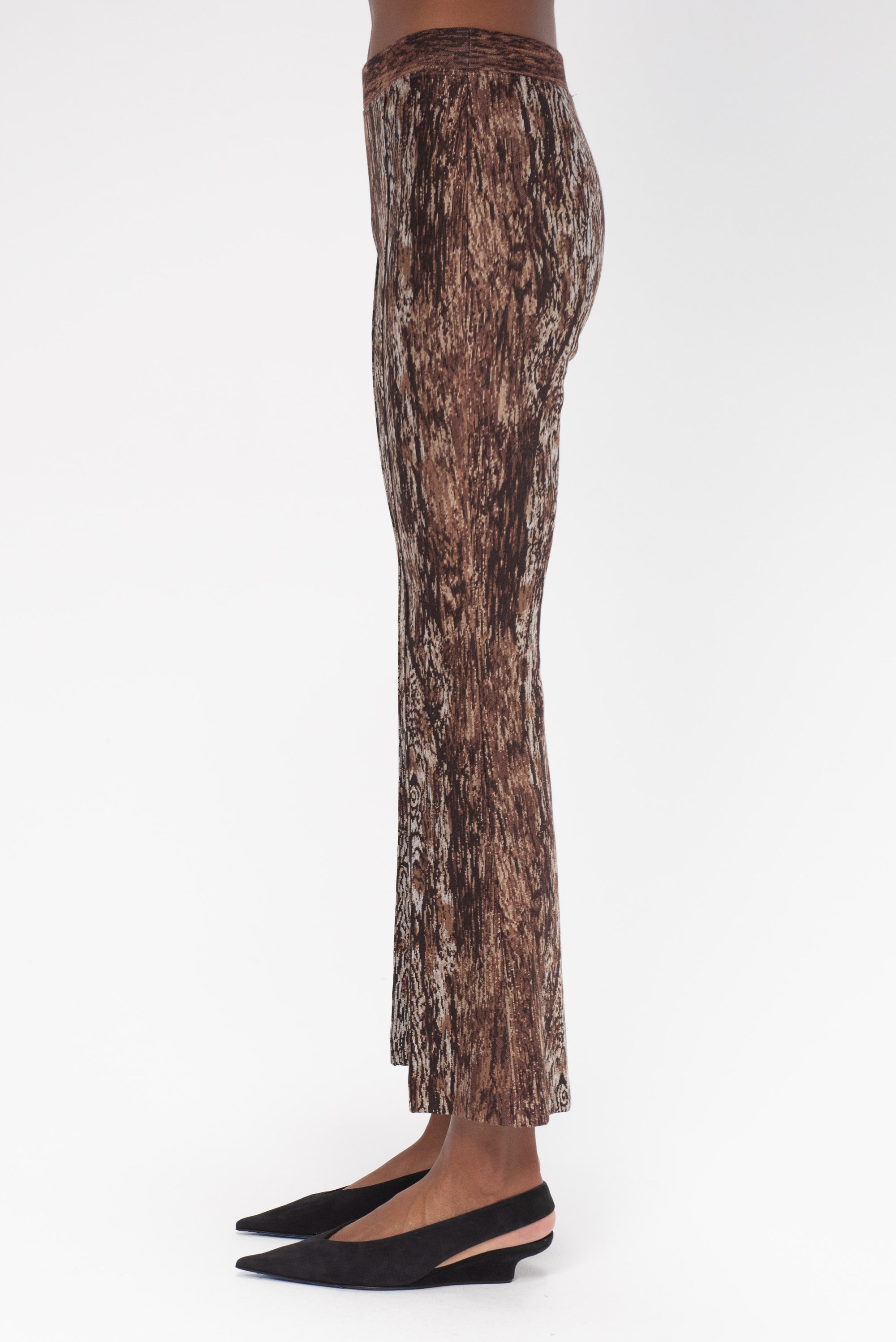 ROSETTA GETTY - Pull On Cropped Flare Pant - Woodgrain, Brown