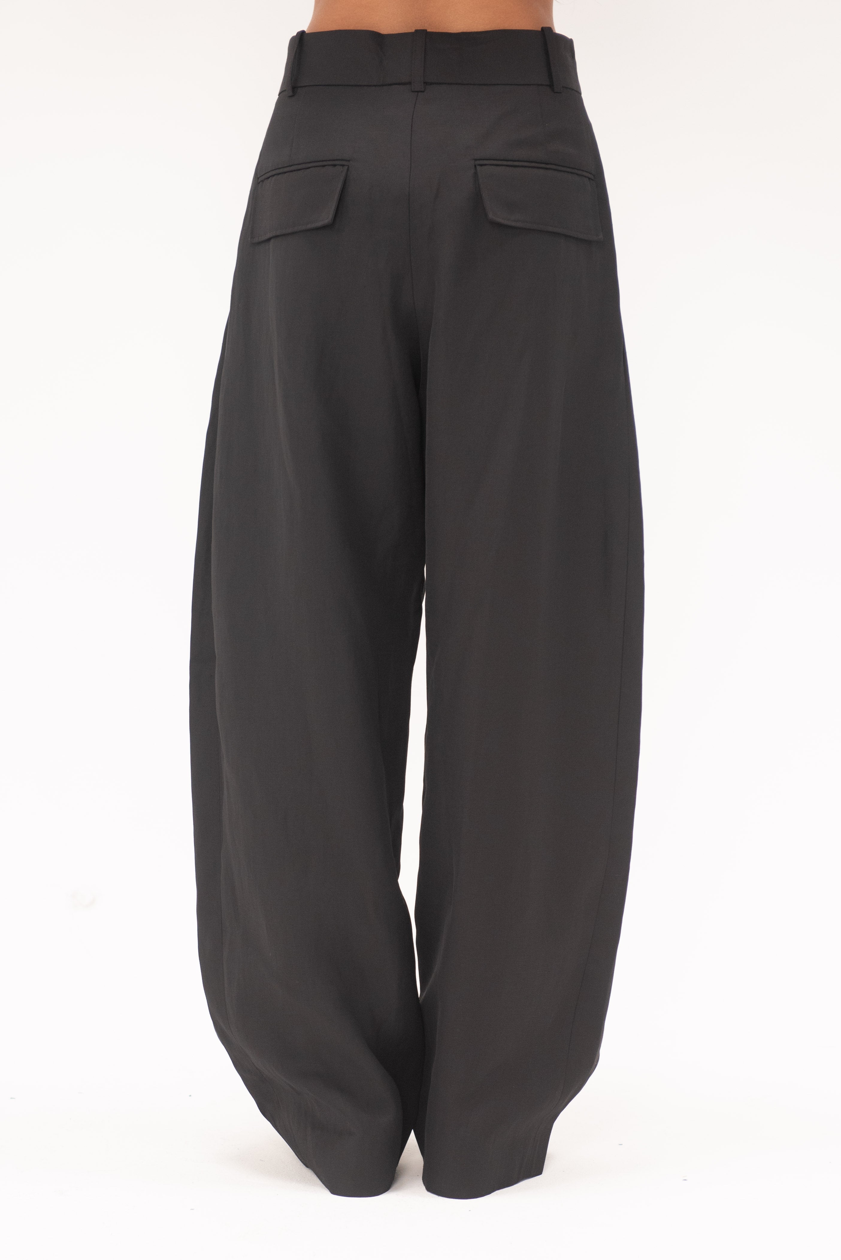 Studio Nicholson Myers Round Leg Pant, Black – Kick Pleat