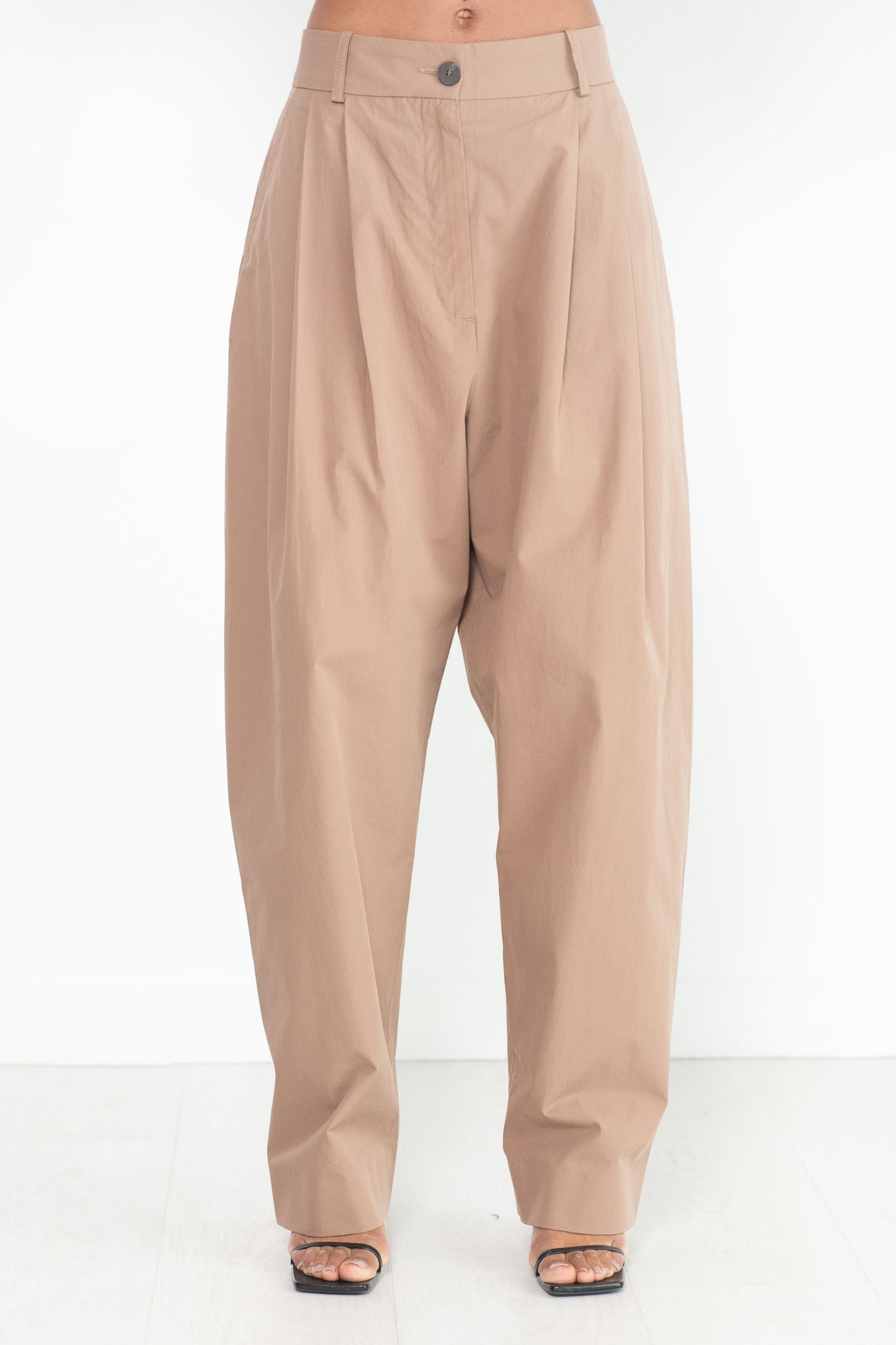 STUDIO NICHOLSON ACUNA DOUBLE PLEAT FRONT PANT, NUTMEG – Kick Pleat