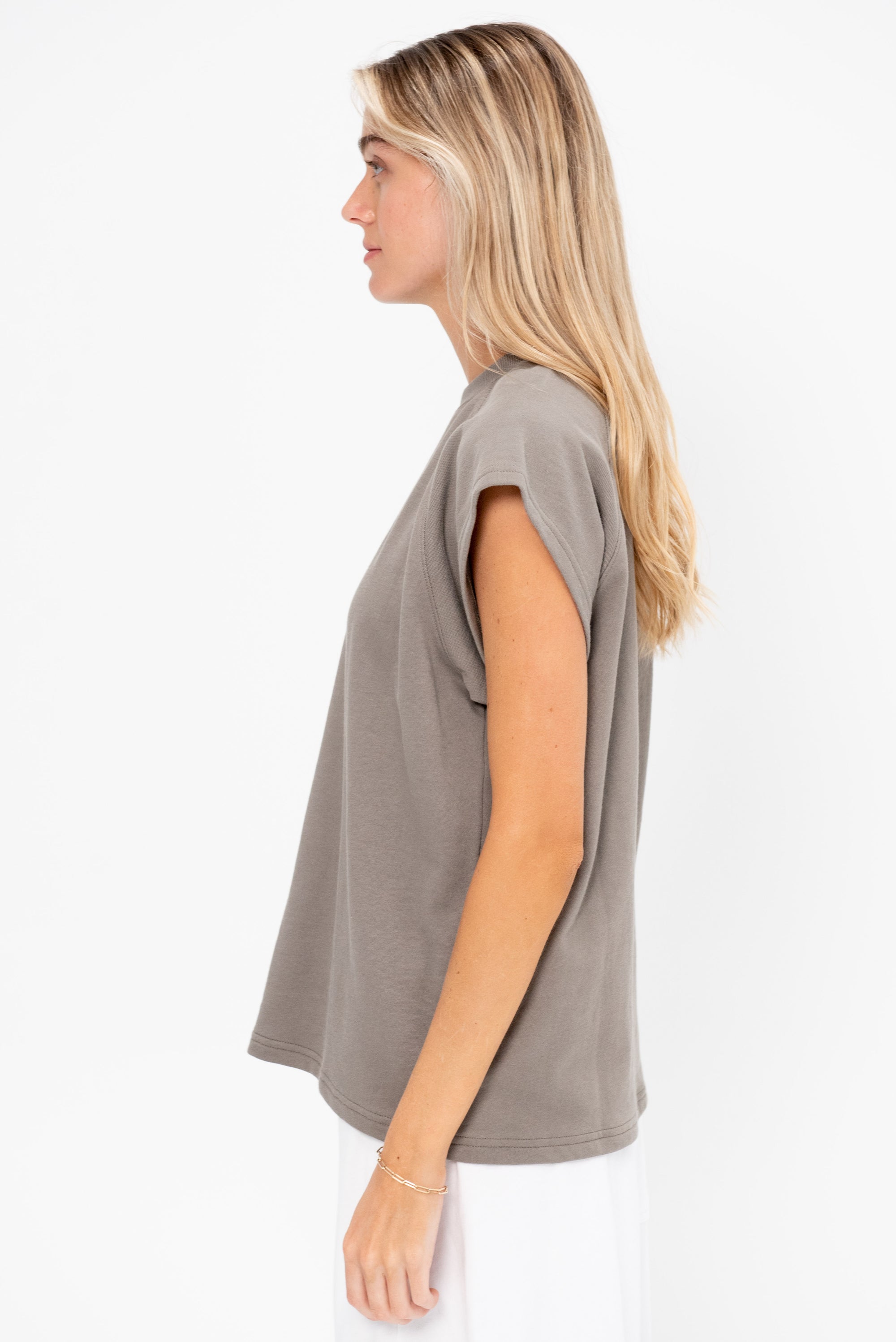 Light Weight Sweatshirting Sleeveless Easy Top