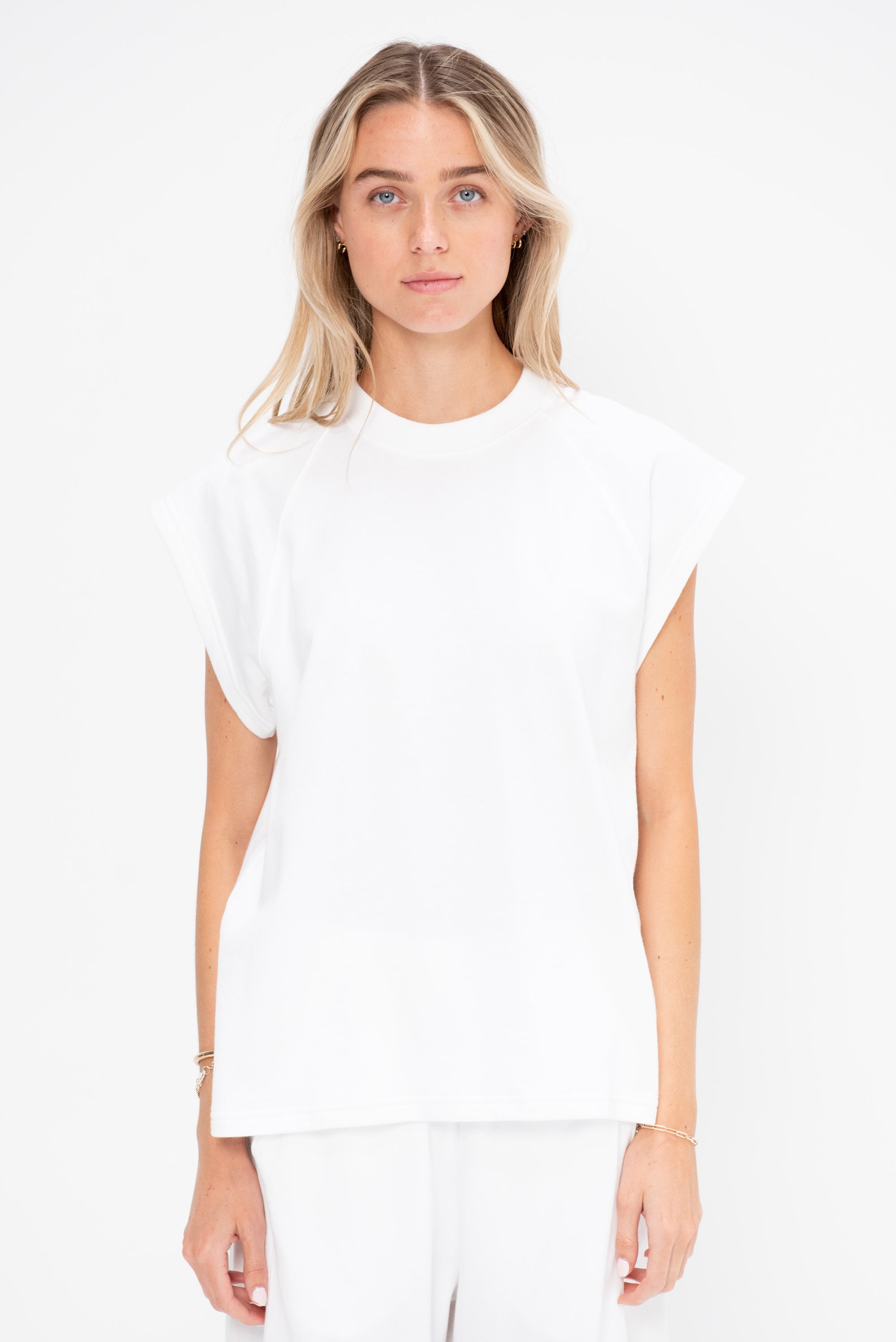 Light Weight Sweatshirting Sleeveless Easy Top