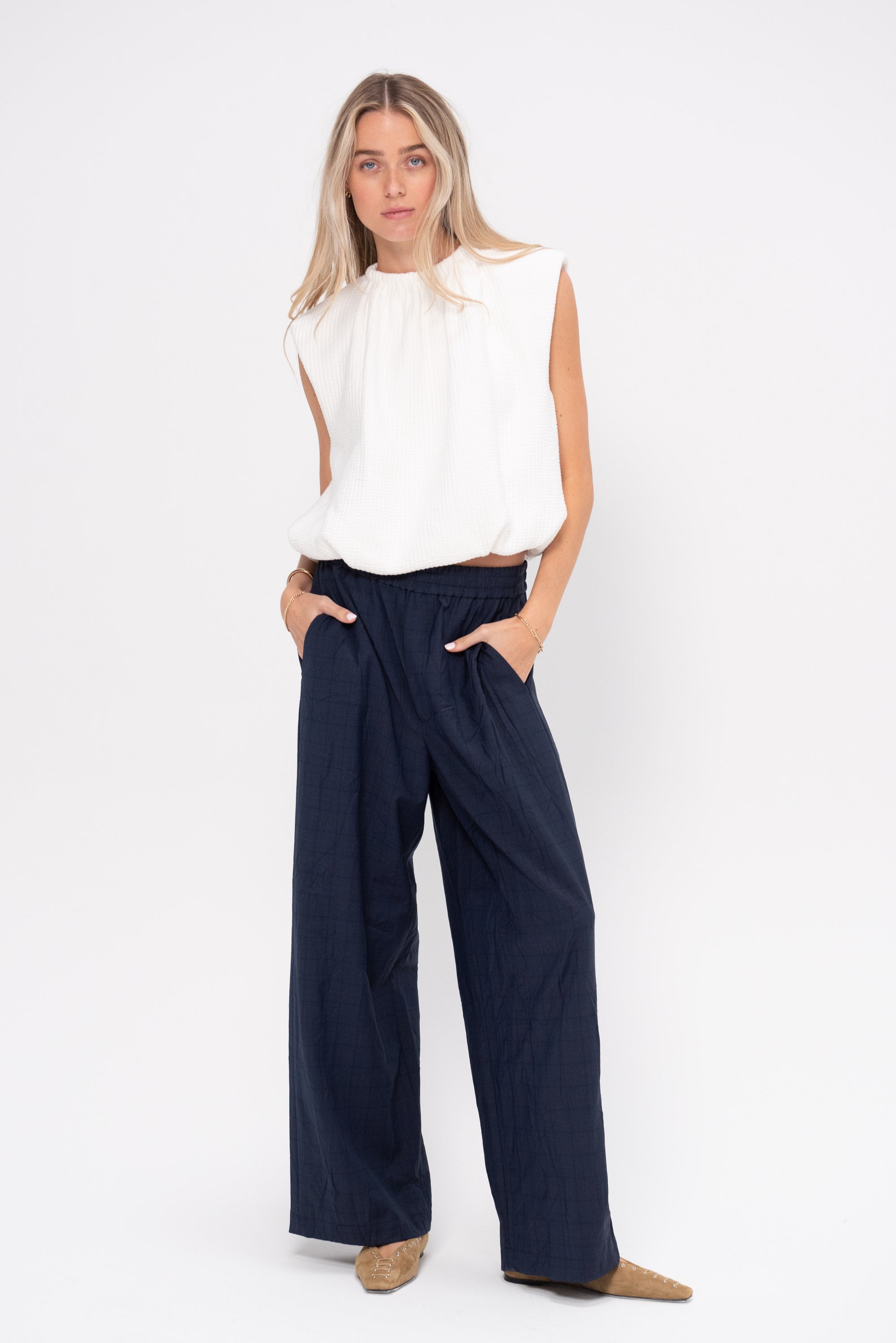 Harold Suiting Wide Leg Pull-On-Pant - Short, Navy