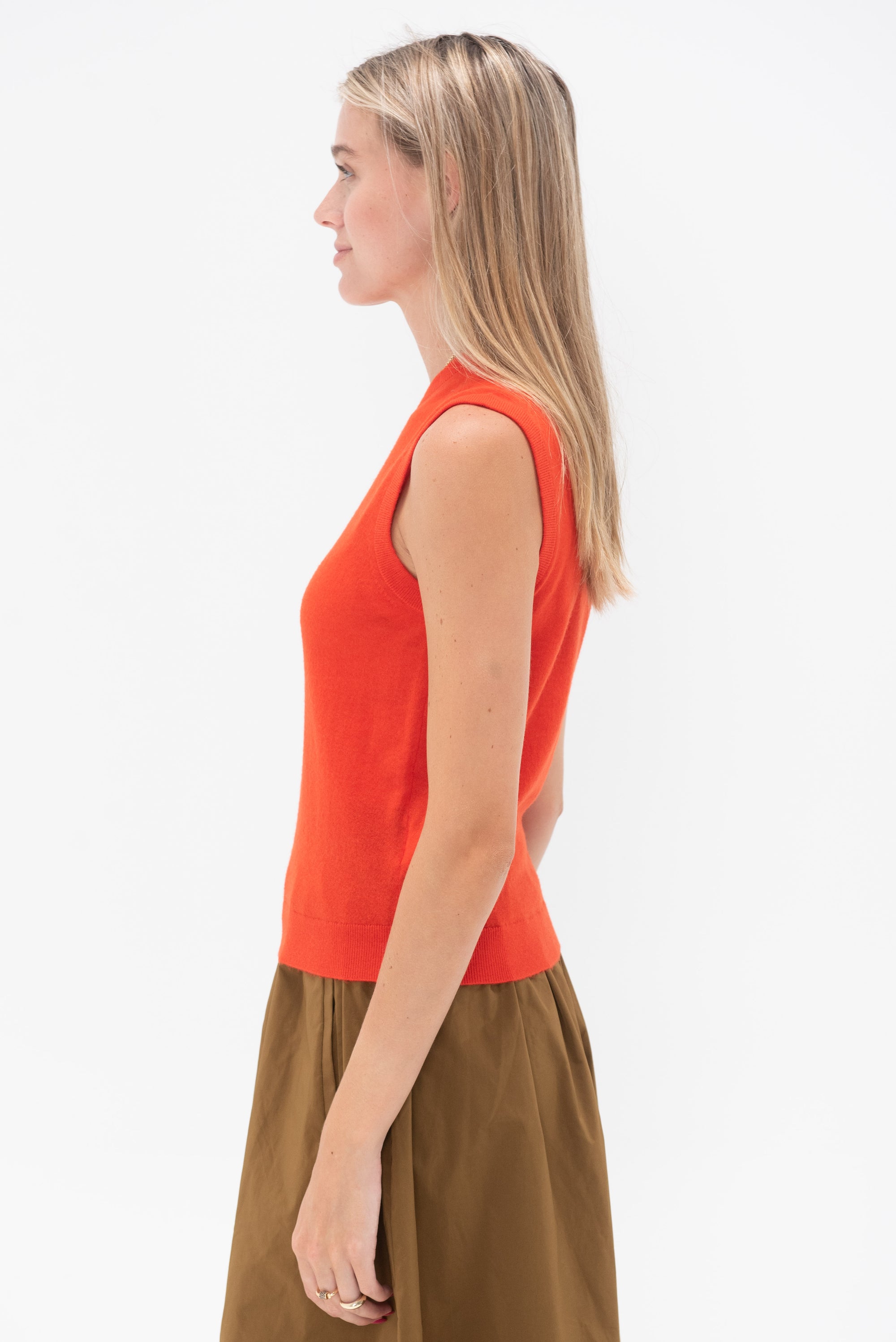 TIBI - Skinlike Mercerized Wool Sleeveless Sweater, Red