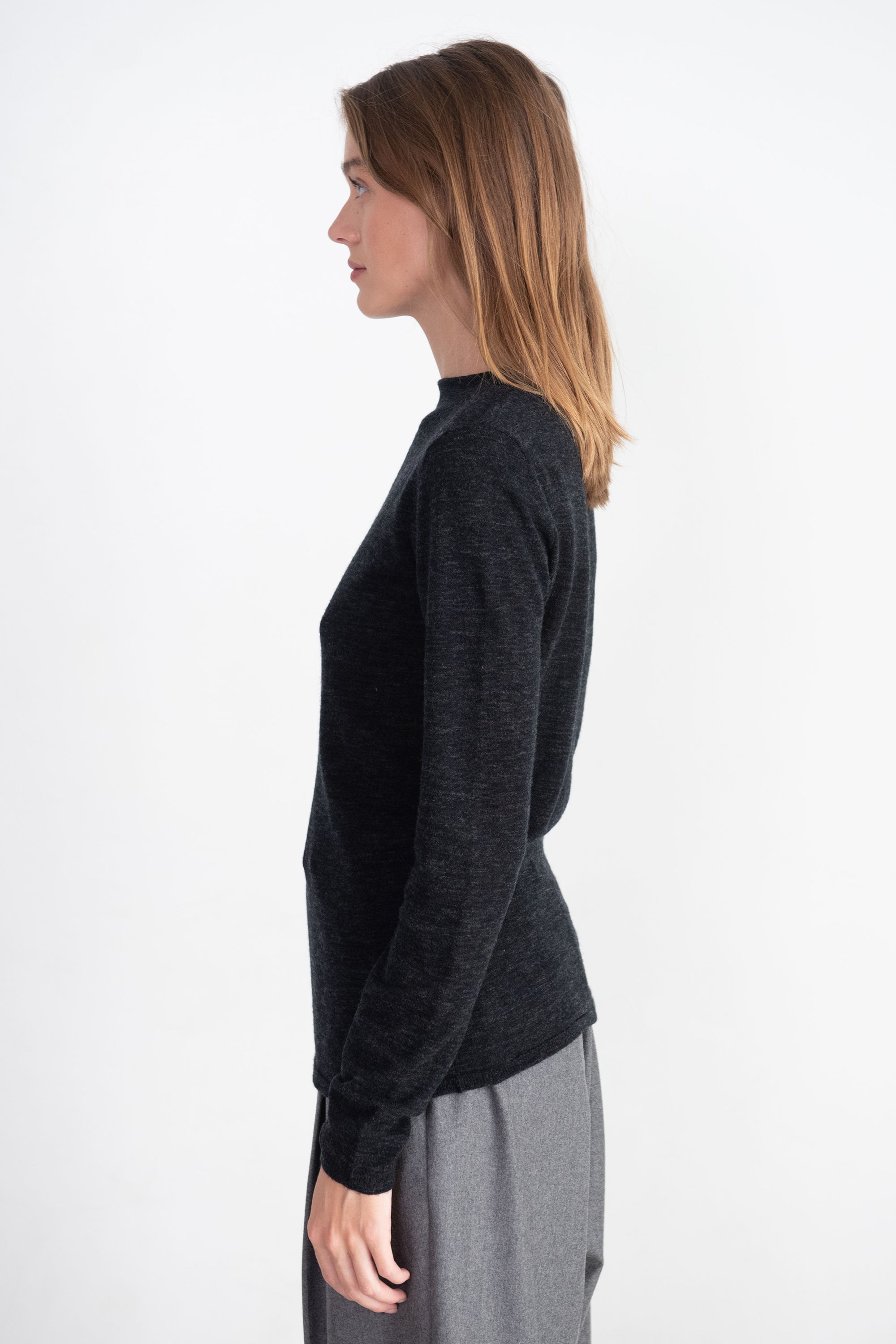 SKINLIKE MERCERIZED WOOL SOFT SHEER PULLOVER, CHARCOAL