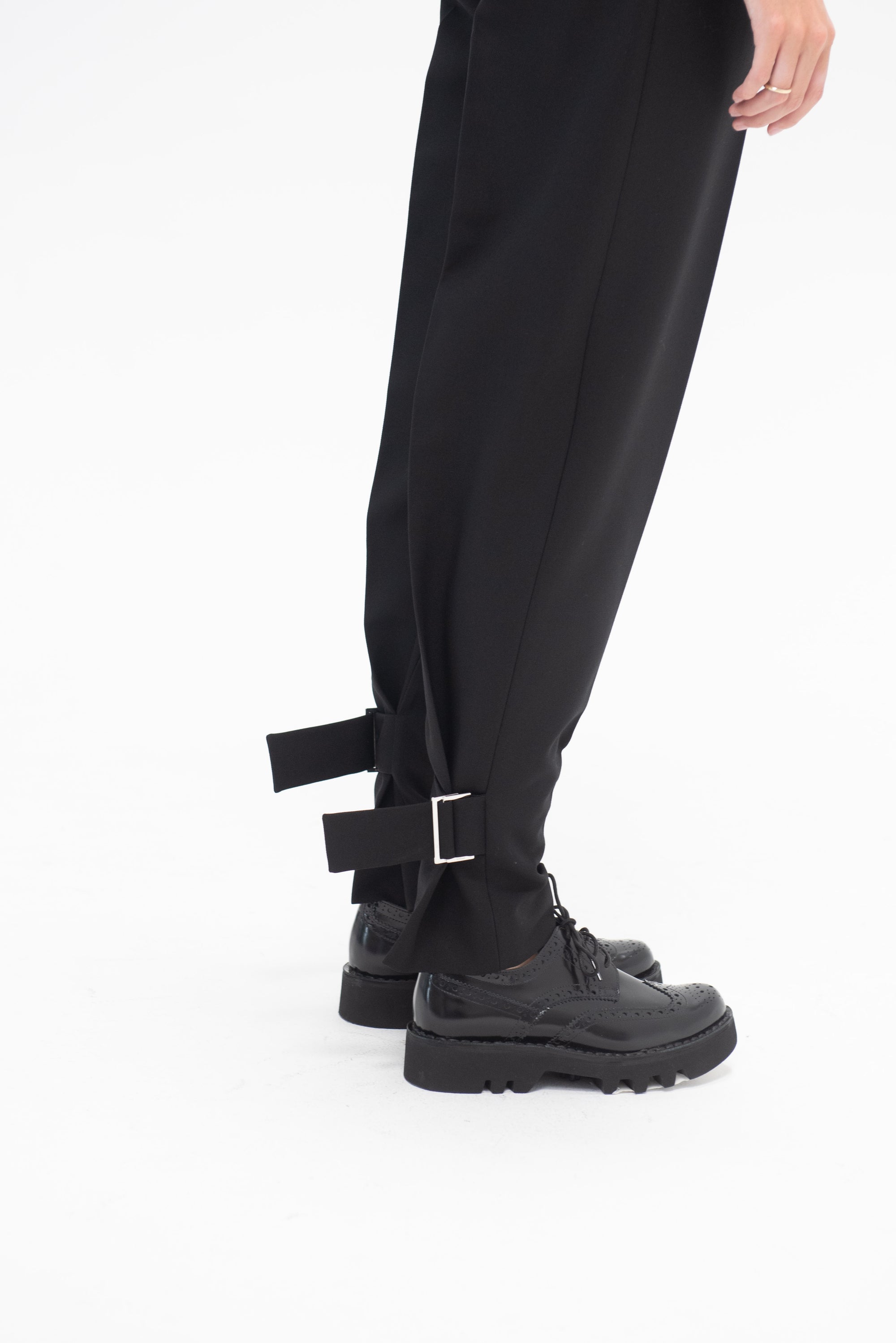 TOTEME - Buckled Slouch Trousers, Black