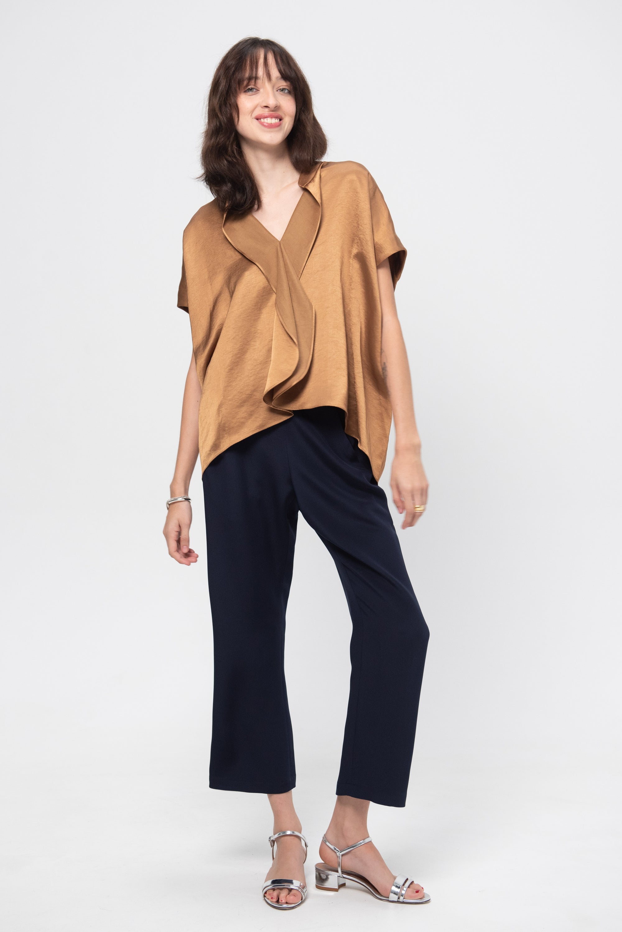 Kick Pleat Exclusive Fin Gaban Shirt