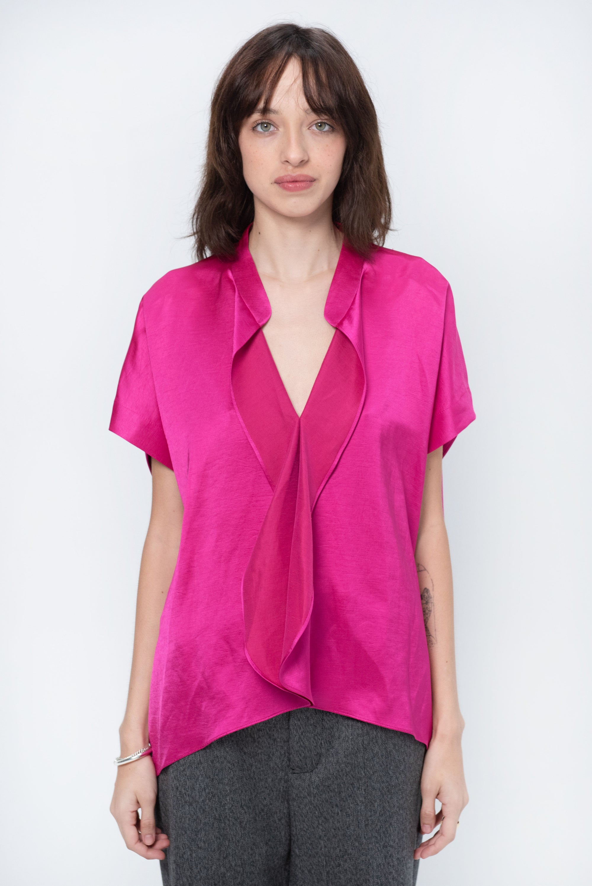 Kick Pleat Exclusive Fin Gaban Shirt