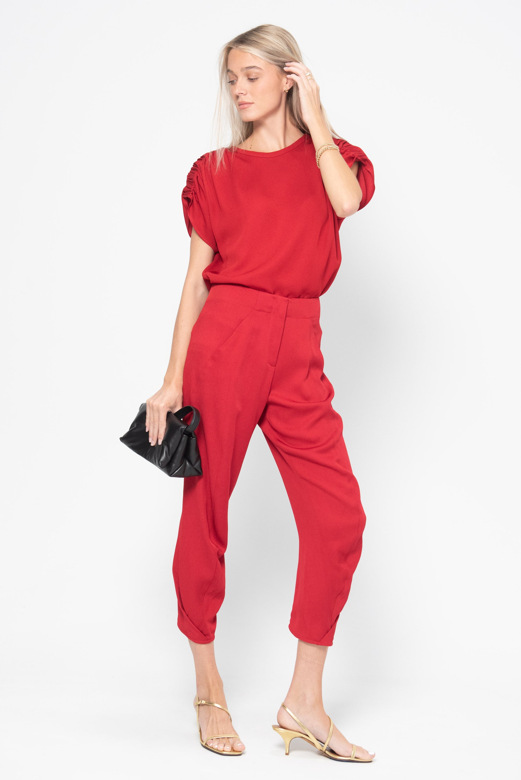 Takeo Pant, Rouge