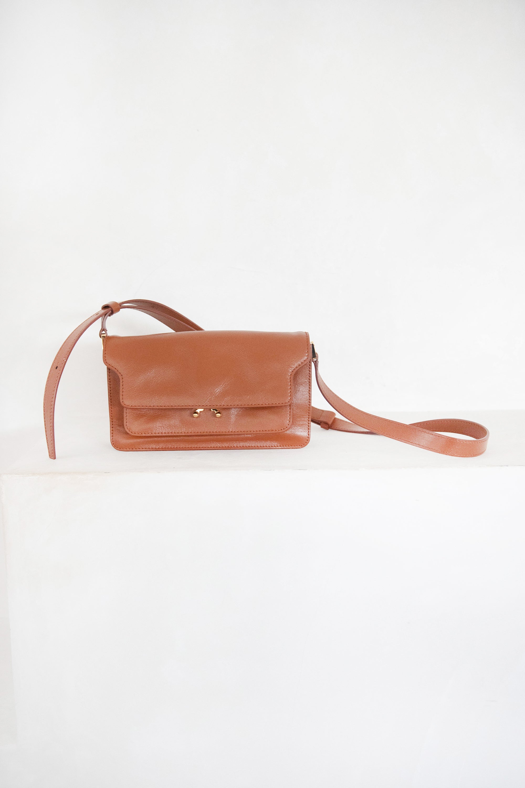 Trunk leather crossbody bag Marni Brown in Leather - 34064601